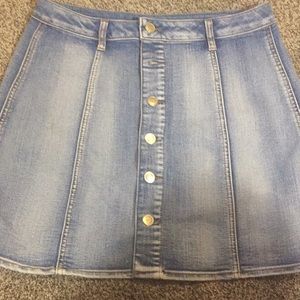 Denim button skirt